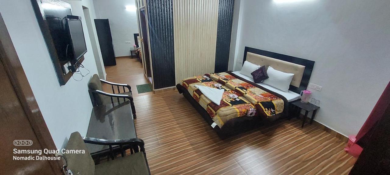 Peaceful Retreat Home Stay, ダルハウジ エクステリア 写真