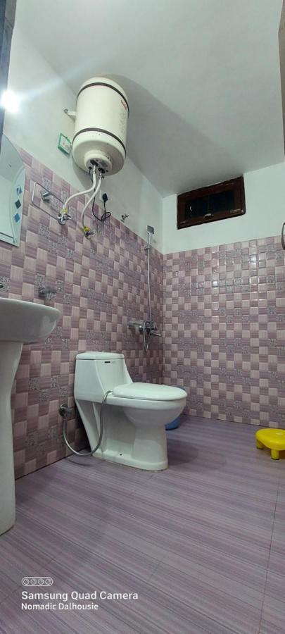 Peaceful Retreat Home Stay, ダルハウジ エクステリア 写真