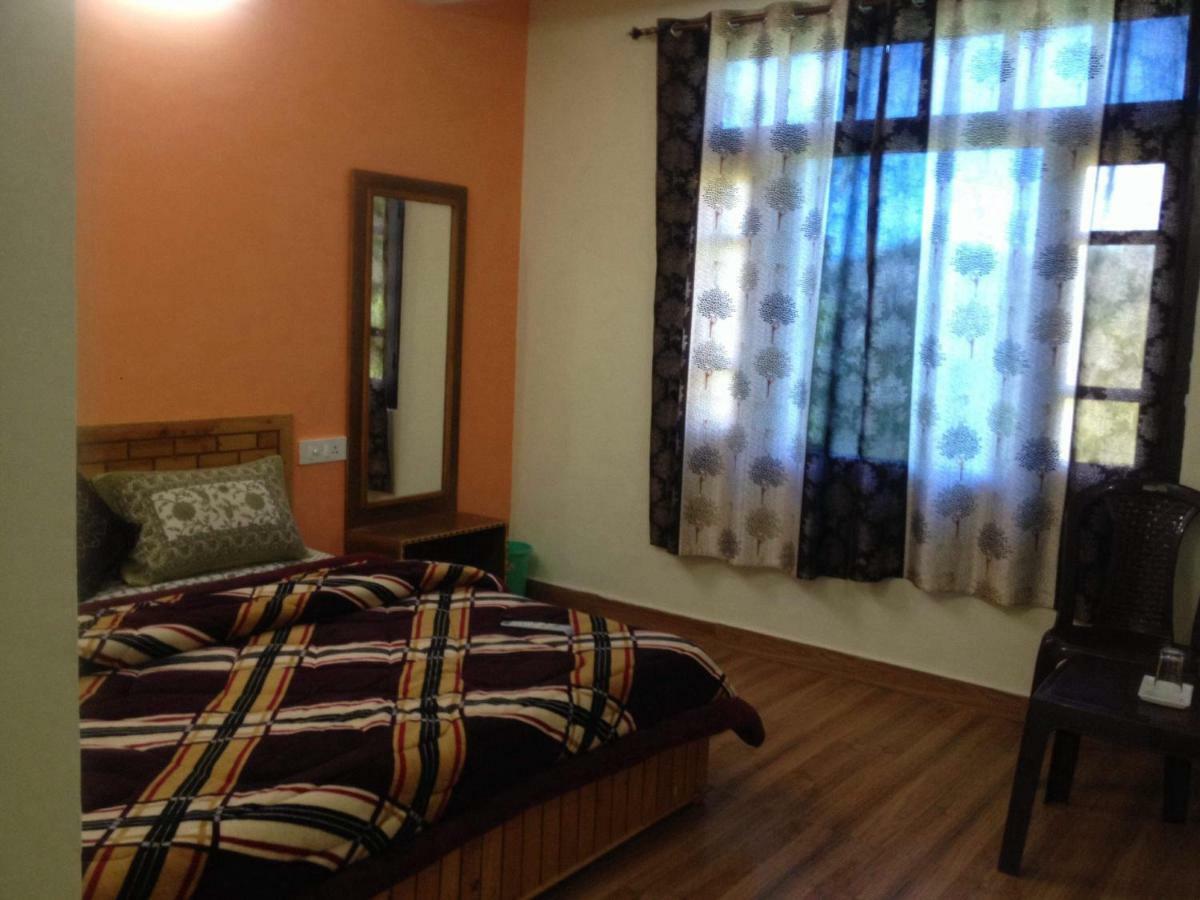 Peaceful Retreat Home Stay, ダルハウジ エクステリア 写真