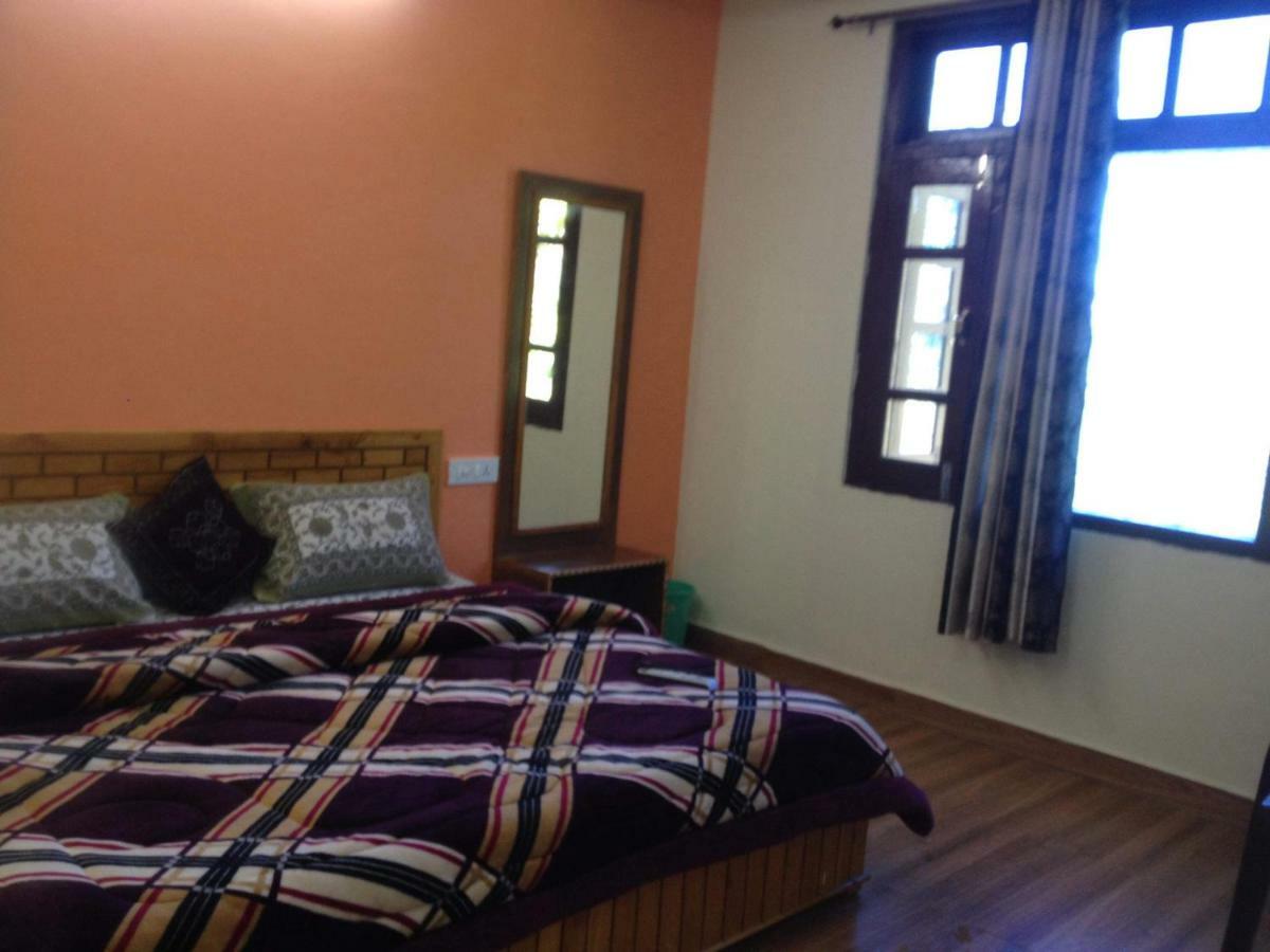 Peaceful Retreat Home Stay, ダルハウジ エクステリア 写真